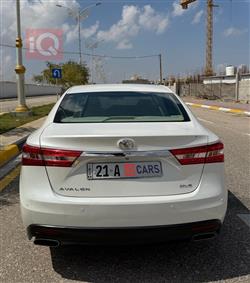 تويوتا أفالون